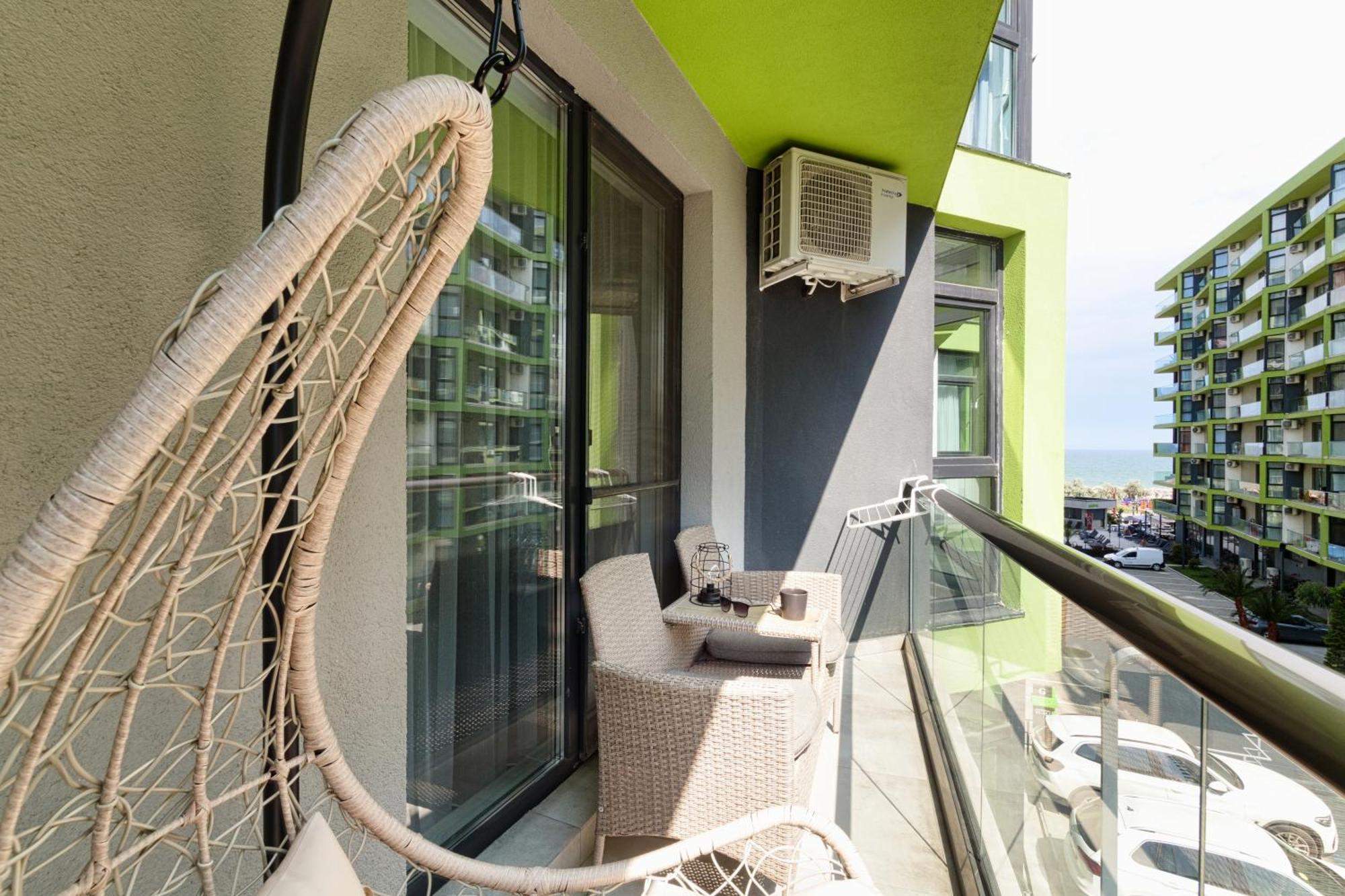 Purple Onyx - Pool & Spa Beach Resort Năvodari 외부 사진