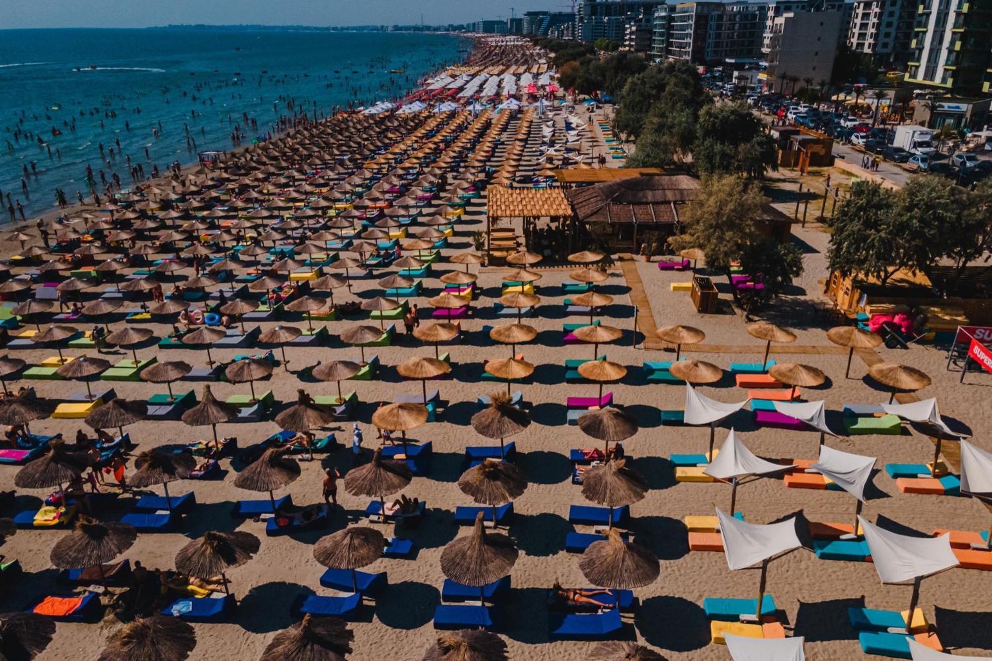 Purple Onyx - Pool & Spa Beach Resort Năvodari 외부 사진